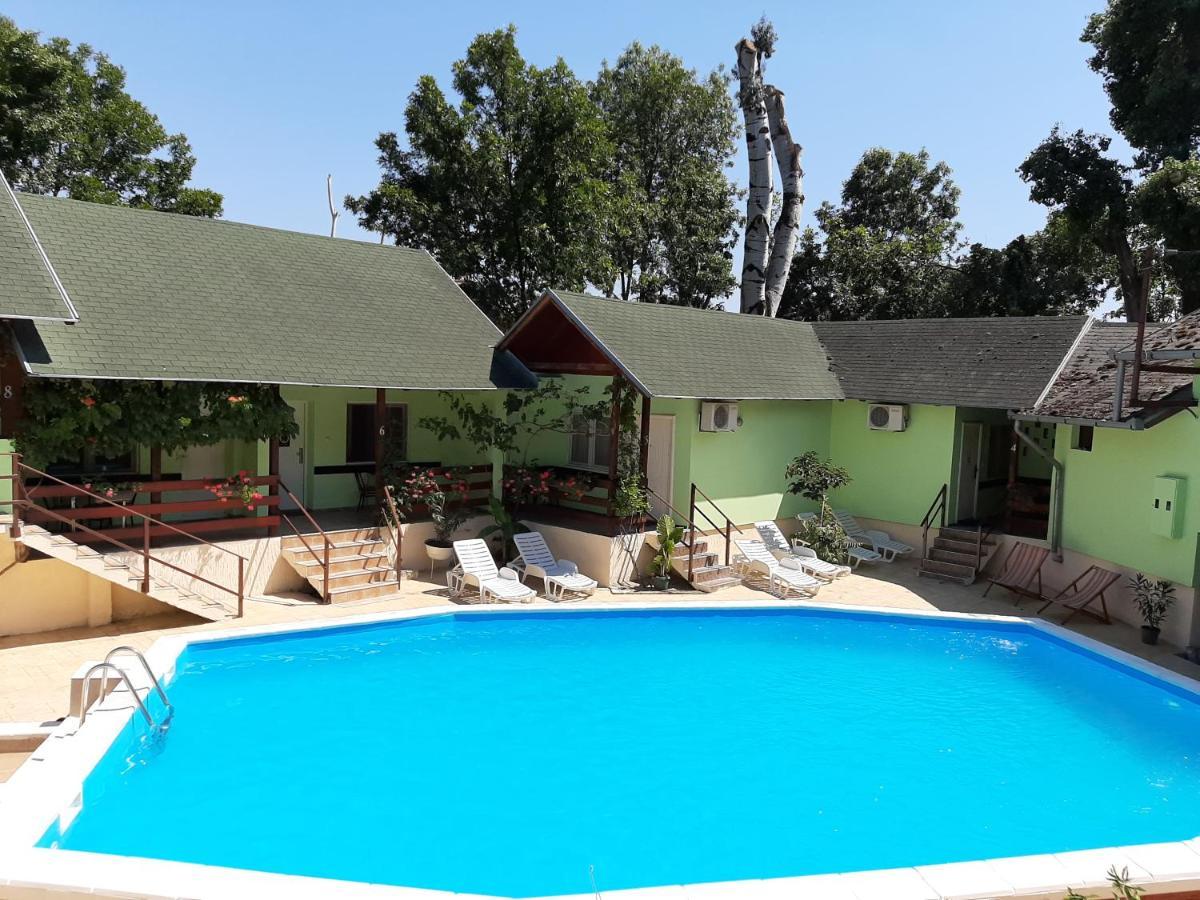Pool And Villa Splav Dunavac Futog Exterior photo